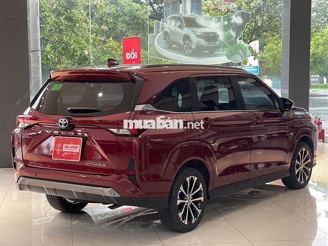 Toyota Veloz Cross Top 2026 Đỏ 2120km