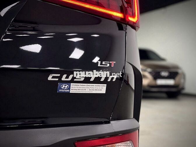 Hyundai Custin 2025 1.5T Cao Cấp Đen