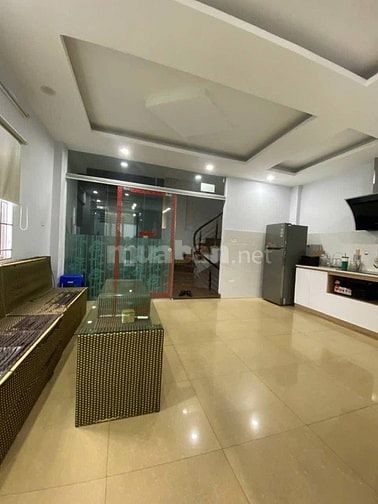 Bán nhà phố Phương Mai, Đống Đa 68m, 8 tầng, mt 5.7m. Giá: 43 tỷ
