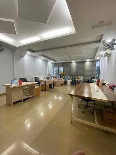 Bán nhà phố Phương Mai, Đống Đa 68m, 8 tầng, mt 5.7m. Giá: 43 tỷ