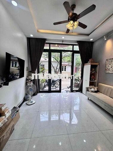 NHÀ 2 TẦNG MỚI – NỘI THẤT ĐẸP – HẺM 7M – VỊ TRÍ VIP TRUNG CHÁNH