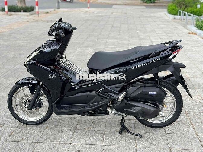 Honda Air Blade 4val 2023 Đen bóng