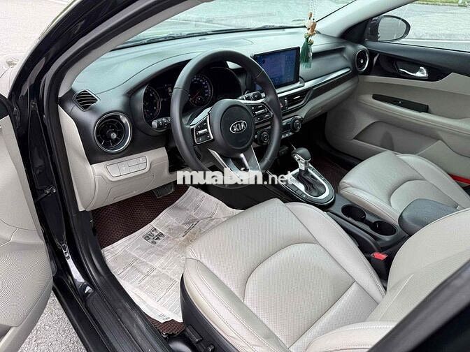 Kia Cerato 2019 1.6 AT Luxury - 90000 km