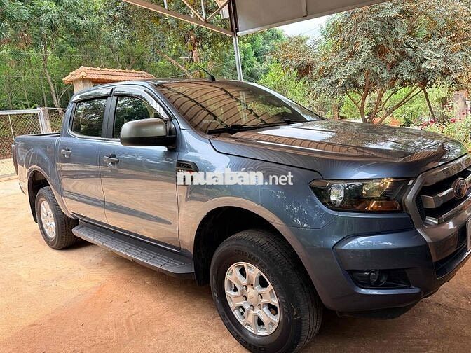 Ford Ranger XLS 2017 180000 km Xám