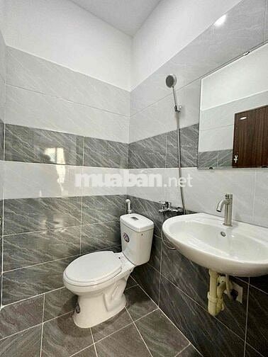 Trống Lại Siu Phẩm studio ban công, ngay nguyễn xí bình thạnh