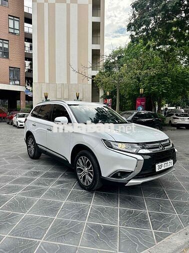 Mitsubishi Outlander 2019 Trắng