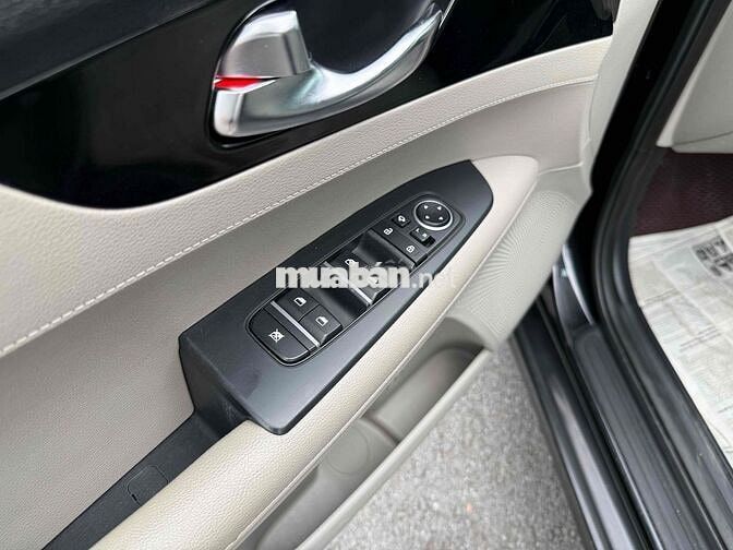 Cerato 2019 Luxury 90000 km