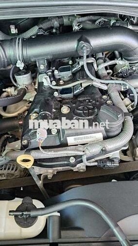 Toyota Innova Bạc Số sàn