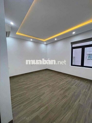 🏡🏡CHO THUÊ NHÀ 4 TẦNG 7 PHÒNG CÓ THANG MÁY ĐƯỜNG CHU HUY MÂN