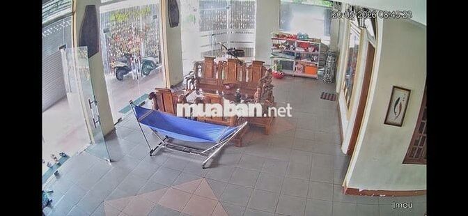 Cho thuê mặt bằng, 2 mặt tiền đường lớn.