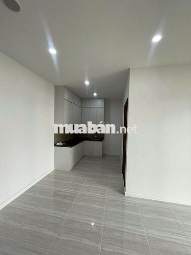 Cho thuê căn Bcons City - Tháp Emeralld