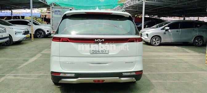 Kia Carnival Trắng 60466 km