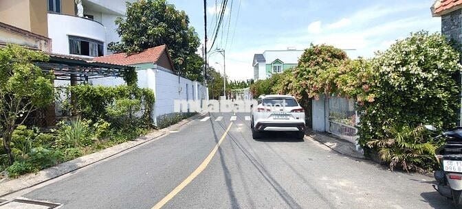 Đất nền SHR 1/Khu phố 3-1-Thị trấn Hóc Môn.Dt 6x22~125m2~4,2ty