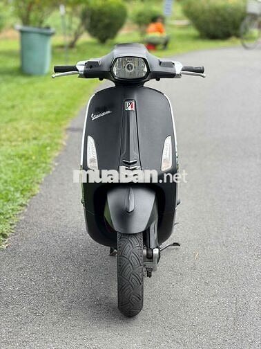 Piaggio Vespa 125cc 2015 Đen Nhám.Máy Zin Siêu Êm