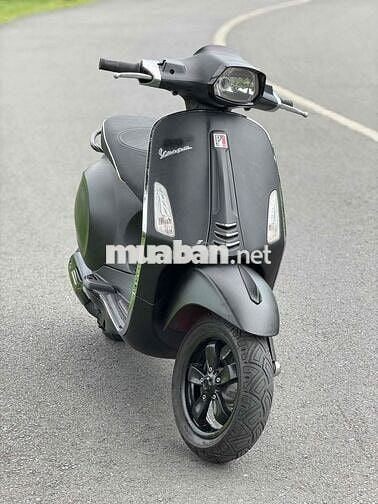 Piaggio Vespa 125cc 2015 Đen Nhám.Máy Zin Siêu Êm