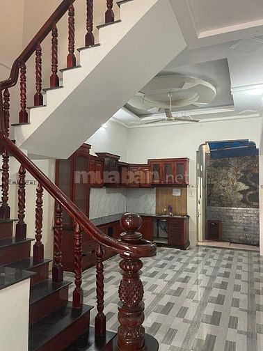 5.8 tỷ, 74 m2, 3 lầu, Bán nhà số 403/52/72 đường TCH 10, Quận 12