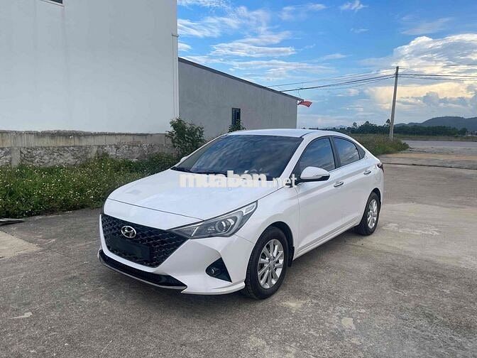 Hyundai Accent 2023 - 50000 km