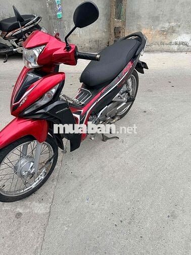cần bán Wave RSX FI Đỏ đen