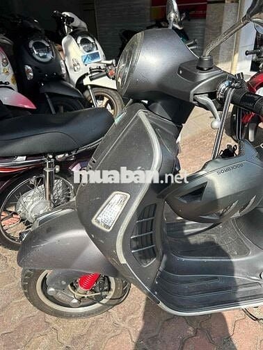 Piaggio Vespa GTS 125 2014