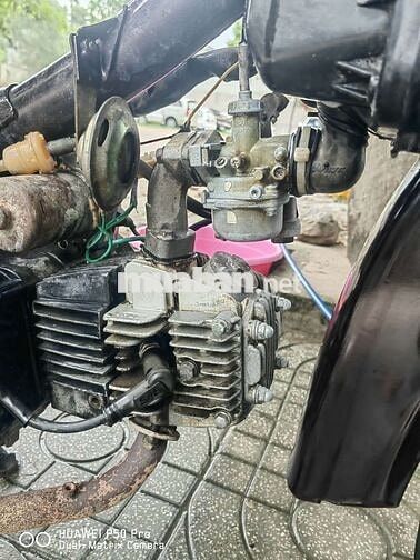 Honda Dream Đen trắng