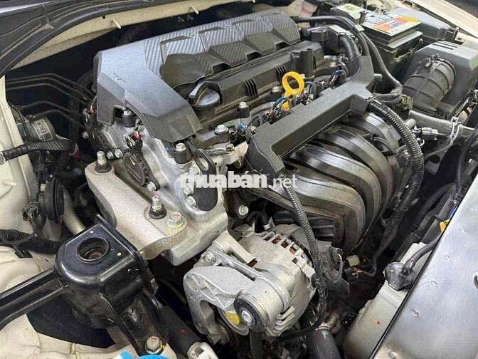 Hyundai Accent 2024 Số sàn 40.000 km Trắng