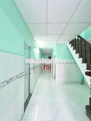 Nhà trệt lửng 3 PN, Hẻm Chợ Tầm Vu chỉ 5,5 triệu
