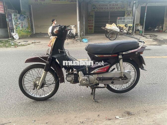 Honda Dream màu Nâu