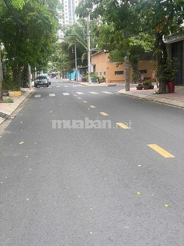 Mặt tiền đường 3052 Phạm Thế Hiển, Phường Bình Đông (Quận 8 cũ)