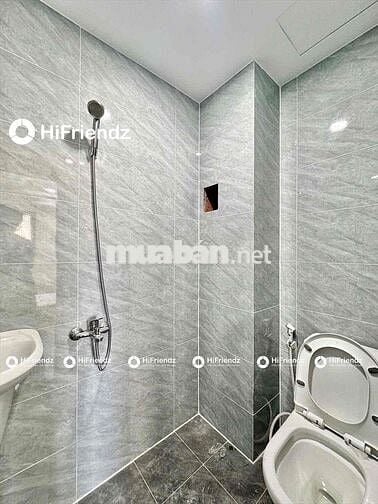 PHÒNG CỬA SỔ TRỜI MÁY GIẶT RIÊNG - FULL NỘI THẤY ĐƯỜNG PHAN HUY ÍCH