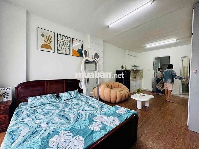 Căn Hộ Ban Công 35m2 Sang Xịn FullNT Cao Cấp Có Máy Giặt Riêng
