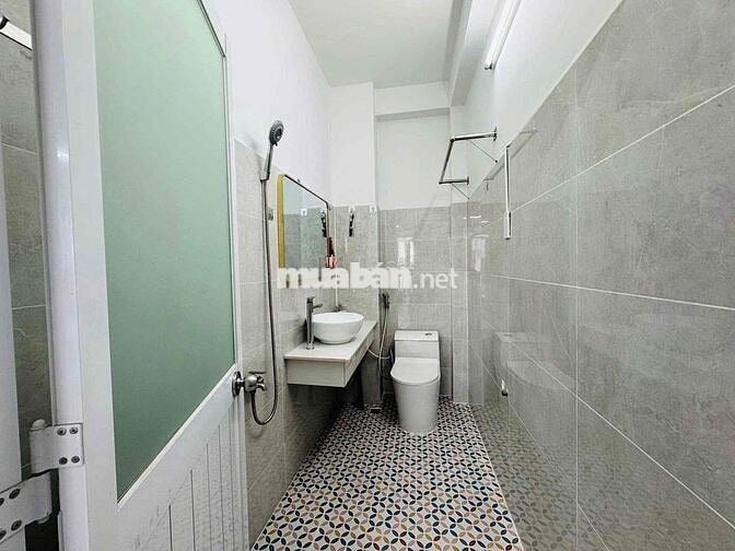 Căn Hộ Ban Công 35m2 Sang Xịn FullNT Cao Cấp Có Máy Giặt Riêng