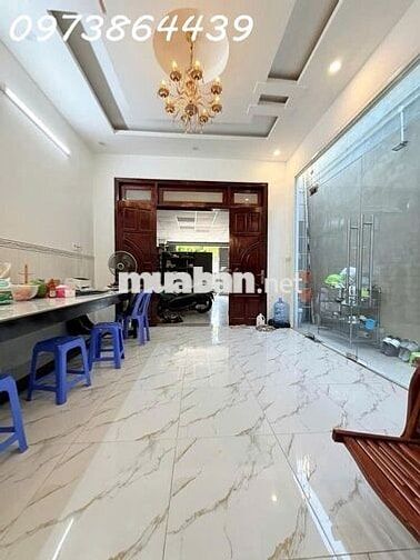 NHÀ MẶT TIỀN PHẠM THỊ GIÂY- 2 TẦNG, 150M2- GIÁP Q 12 - GIÁ CHỈ 8,5 TỶ