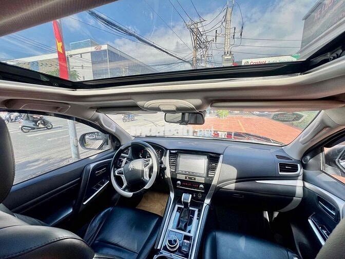 Mitsubishi Pajero Sport 2020 107067 km Đen