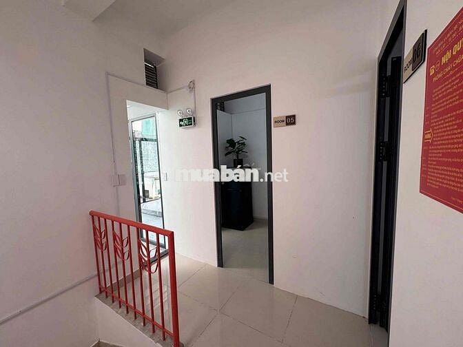 STUDIO BAN CÔNG TÁCH BẾP GIÁ RẺ BÀ CON