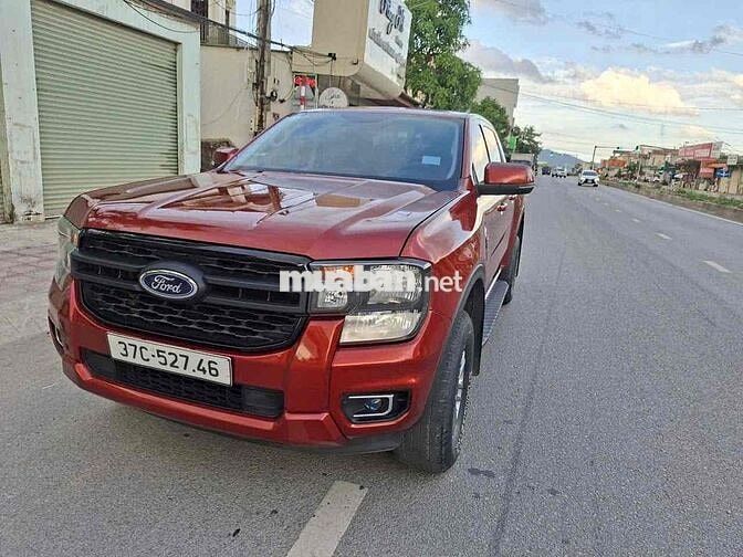 Ford Ranger 2022 cực đẹp