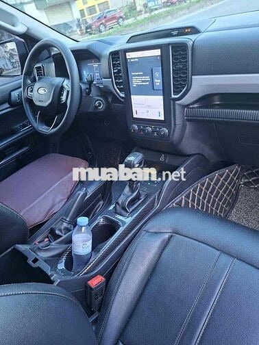 Ford Ranger 2022 cực đẹp