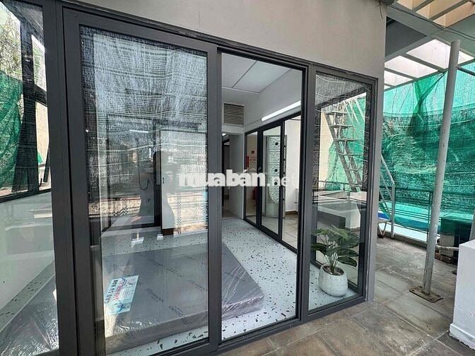 STUDIO BAN CÔNG TÁCH BẾP GIÁ RẺ BÀ CON