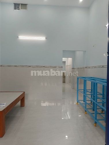 nhà mặt tiền nhựa nhánh có sổ riêng trung chánh