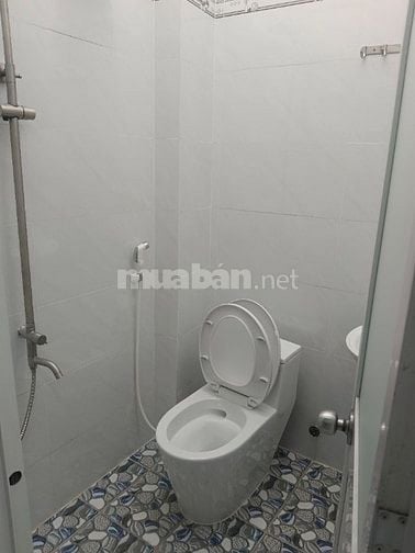 nhà mặt tiền nhựa nhánh có sổ riêng trung chánh