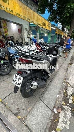 Honda Vario 150 2020 Bạc 90%