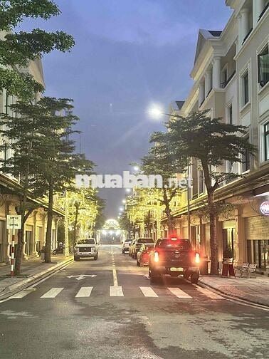cho thuê shophouse VinCom Đông Hà, hoàn thiện sẳn tầng 1 vào ở, KD