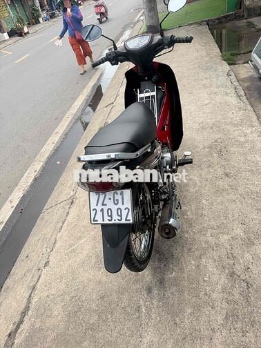 Yamaha Sirius Đỏ đen