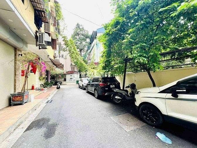 Bán căn hộ Chung cư 35 Láng Hạ