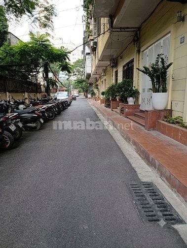 Bán căn hộ Chung cư 35 Láng Hạ