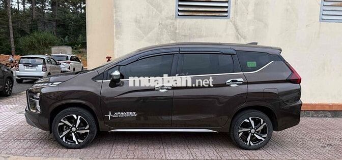 Mitsubishi Xpander Premium 2022 Nâu 1810 km
