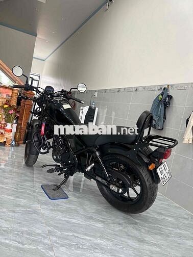 Honda Rebell 300cc Đen 4.100km bán trả góp