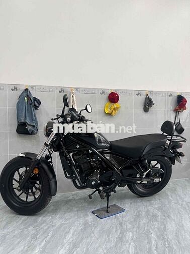 Honda Rebell 300cc Đen 4.100km bán trả góp