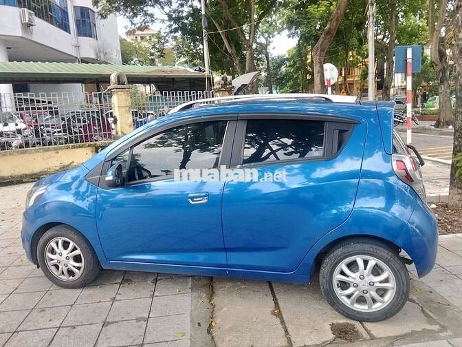 Chevrolet Spark 2018 Xanh