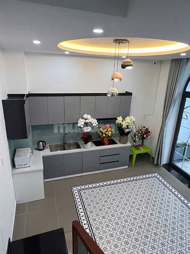 BÁN GẤP NHÀ DT THẬT 51m2 ngang 6,5 dài 8. 4PN 2WC 1 SÂN THƯỢNG