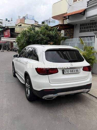 Mercedes-Benz GLC 200 Model 2022 Trắng